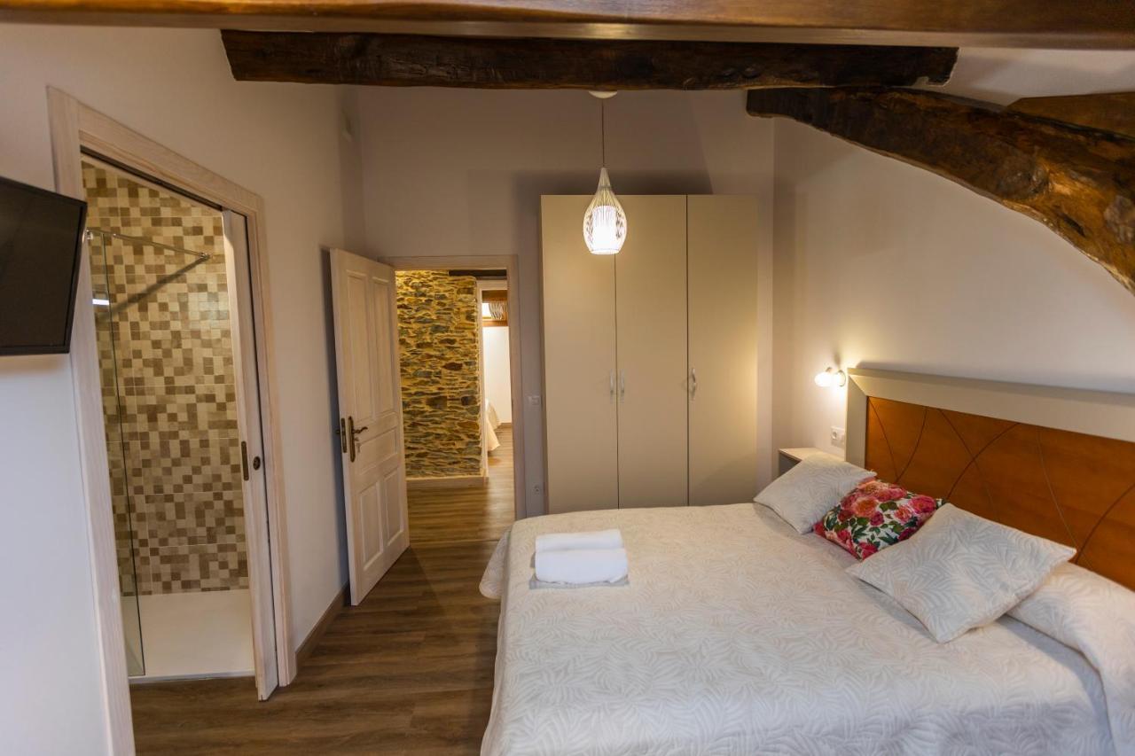 Apartamentos Casona Del Campo Навія Екстер'єр фото