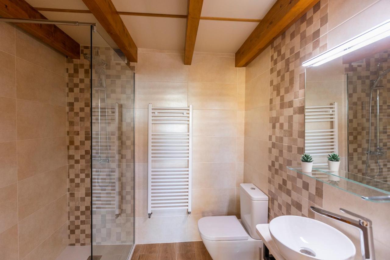 Apartamentos Casona Del Campo Навія Екстер'єр фото